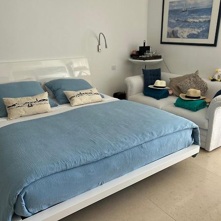 ניס Cottage Marin Avec Vue Mer מראה חיצוני תמונה