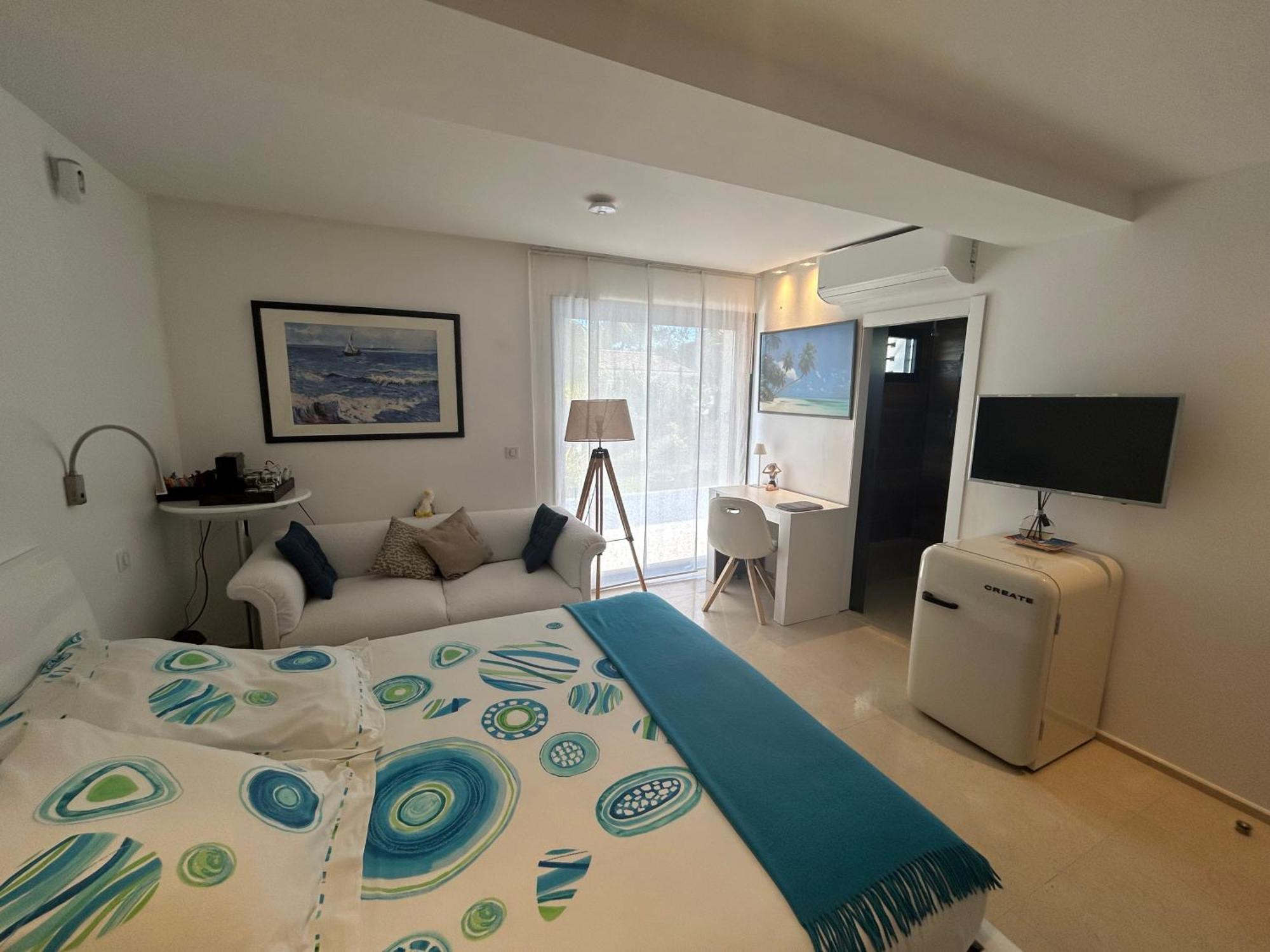 ניס Cottage Marin Avec Vue Mer מראה חיצוני תמונה