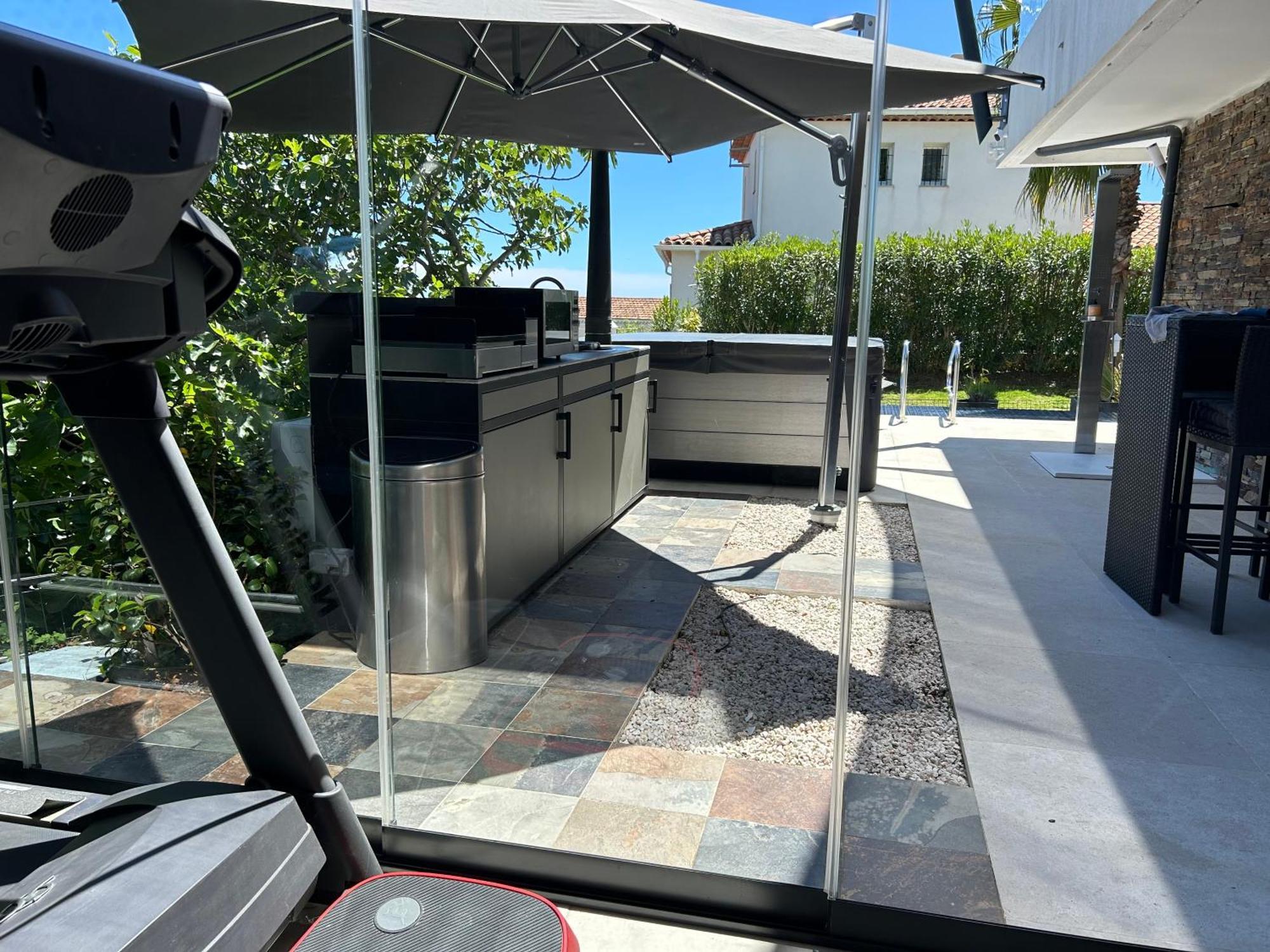 ניס Cottage Marin Avec Vue Mer מראה חיצוני תמונה