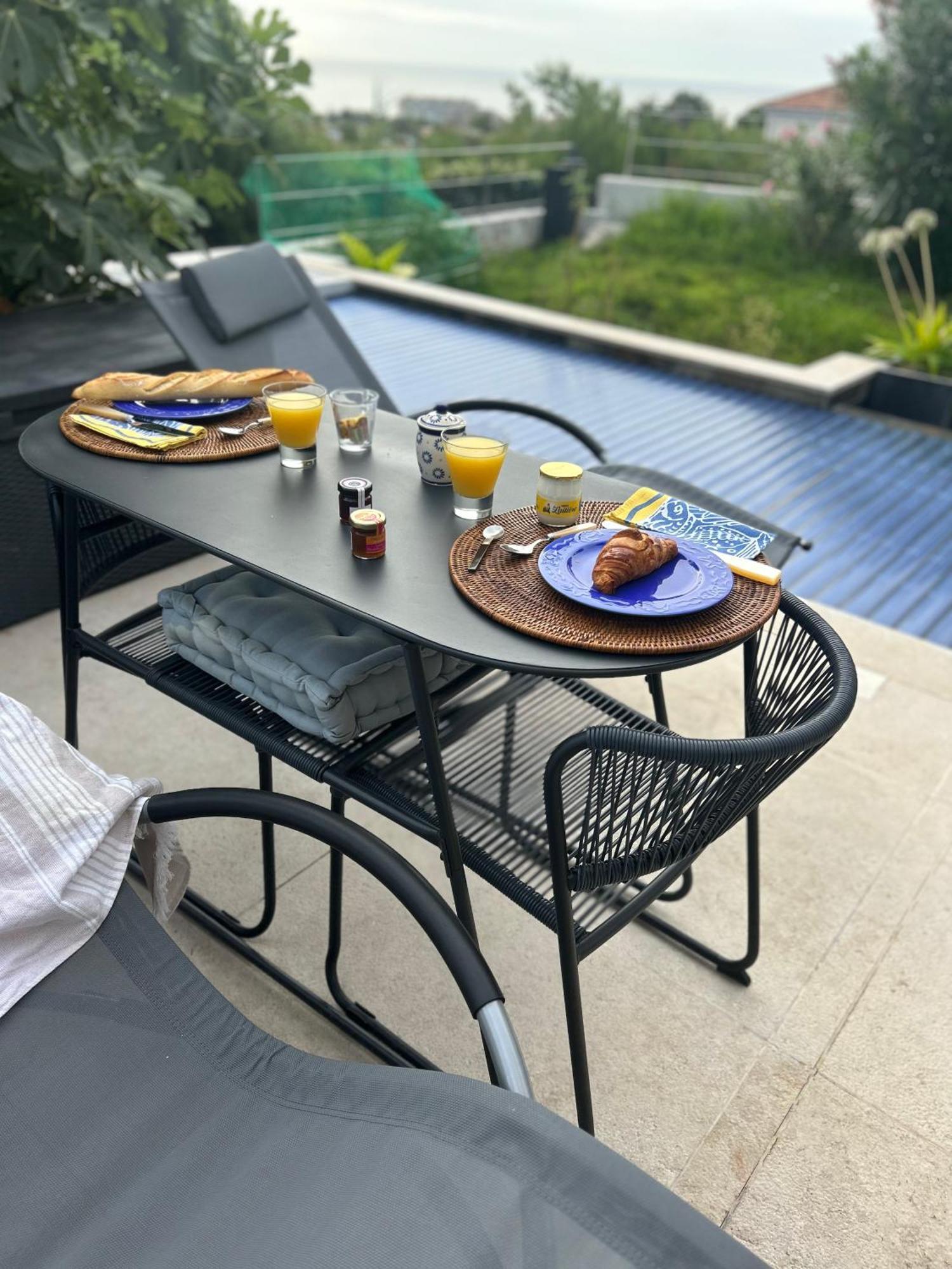 ניס Cottage Marin Avec Vue Mer מראה חיצוני תמונה